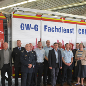 Modernes Gefahrgut-Fahrzeug an die Feuerwehr Halberstadt übergeben ©Stadt Halberstadt / Holger Wegener