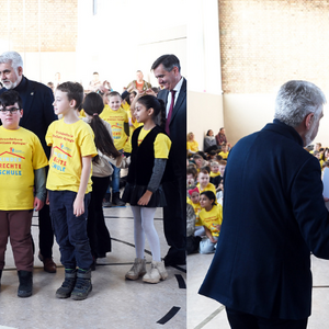 &Uuml;bergabe des F&ouml;rderbescheids f&uuml;r die Grundschule &bdquo;Freiherr Spiegel&ldquo; &copy;Pressestelle, Holger Wegener