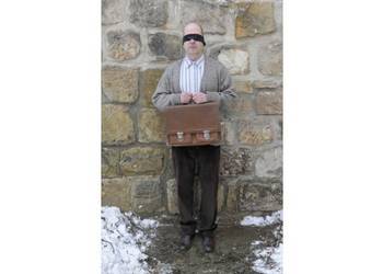 Benedikt Florian Schörnig als Deutschlehrer Klamm. Foto: Jürgen Meusel.