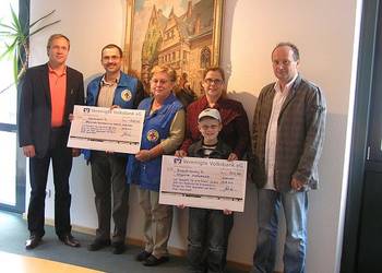 Bahnhofsmission und MSV Eintracht freuen sich über Spende aus der Aktion Bürgerfrühstück