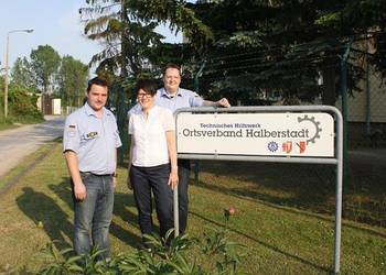 Landtagsabgeordnete zu Besuch beim Technischen Hilfswerk in Halberstadt