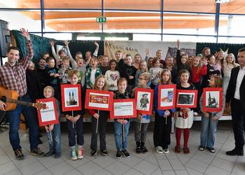 Generalprobe des Halberstädter Weihnachtsliedes in der Kindertagesstätte „Hort Anne Frank“