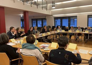 Gute Gespräche beim Treffen Frauen für Halberstadt ©Stadt Halberstadt / Jeannette Schroeder