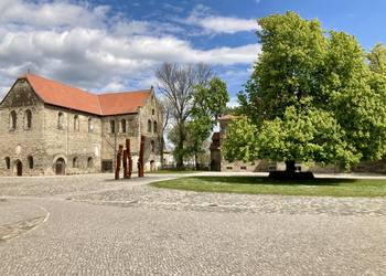 [(c): Tourist Information Halberstadt, Monika Klytta]