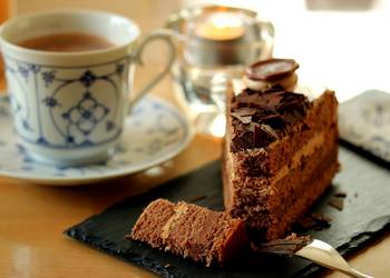 Kaffee & Kuchen [(c): Pixabay]