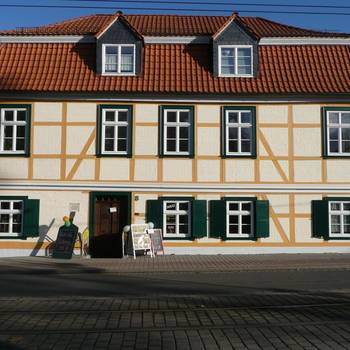 Braunschweiger Straße 8