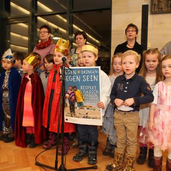 Hilariusmahl 2016 in Halberstadt - Die Sternensinger sammeln für einen guten Zweck