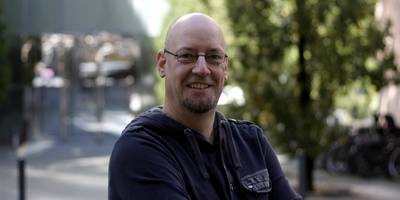 [(c): Jaron-Verlag]