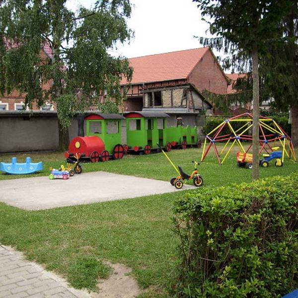 KITA_Emersleben_Rasenfläche
