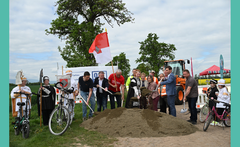 Spatenstich Radweg Ströbeck