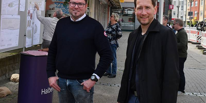 infostand breiter weg