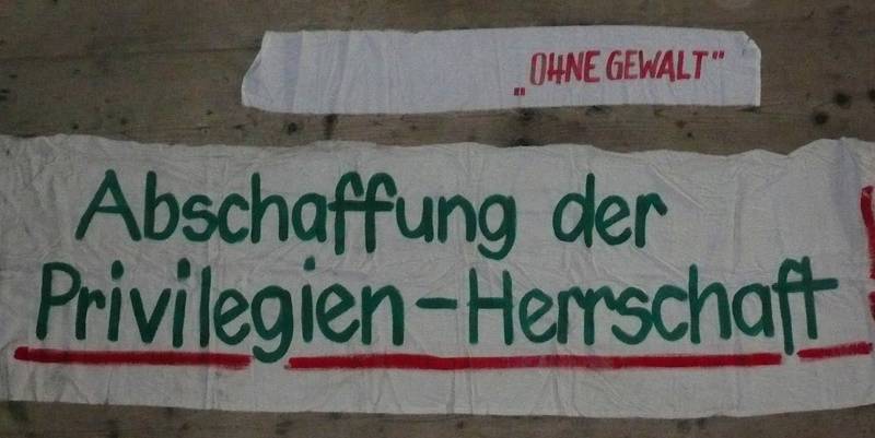 04 Banner Demo HBS 1989
