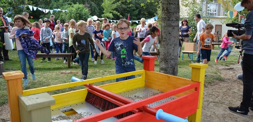 Neue Spielgeräte für den Hort der Grundschule Miriam Lundner © Sabine Scholz