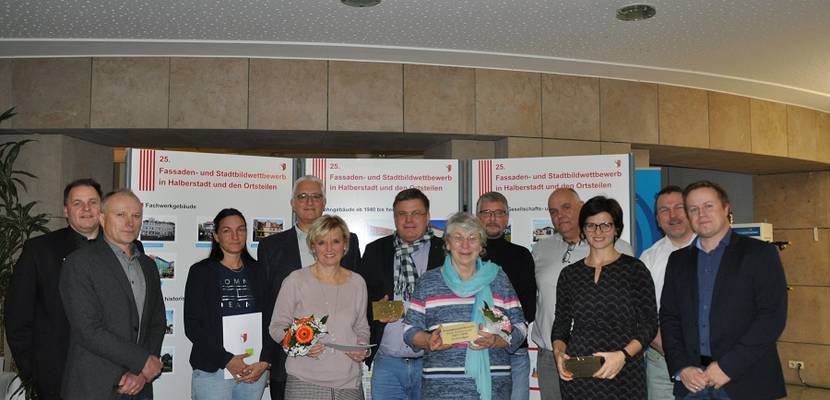 Preise für die schönsten Fassaden und Vorgärten vergeben © Dr. Maria Lang