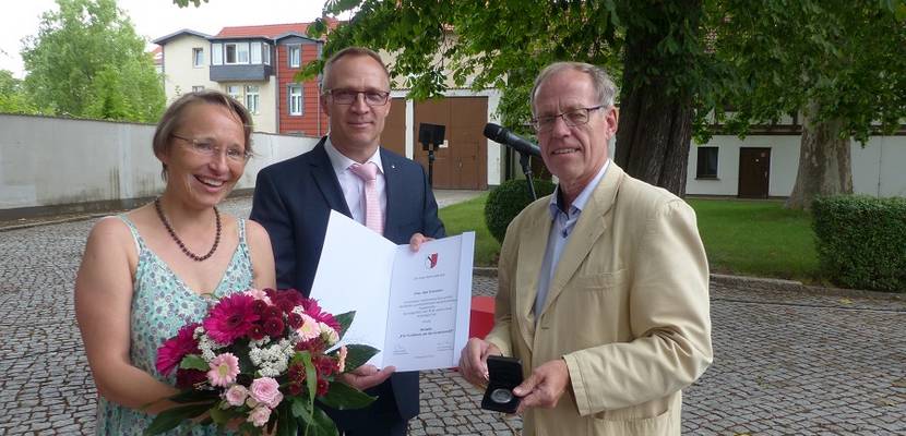 Stadt ehrt Theaterpädagogin Anja Grasmeier mit Verdienstmedaille © Stadt Halberstadt/Pressestelle