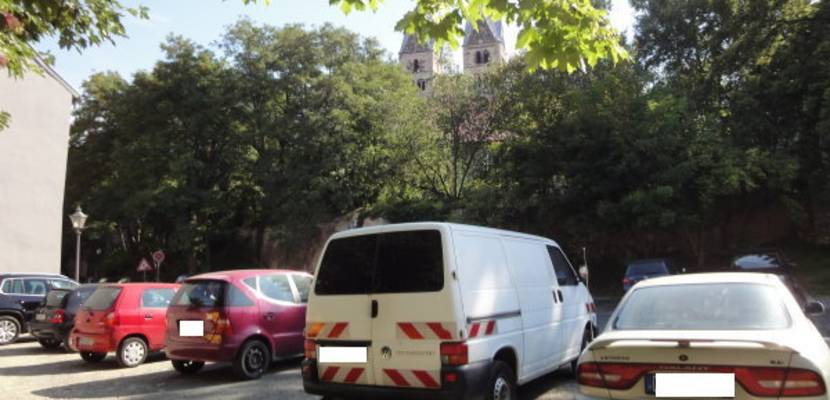 b 20120815 am fusse der liebfrauenkirche 3