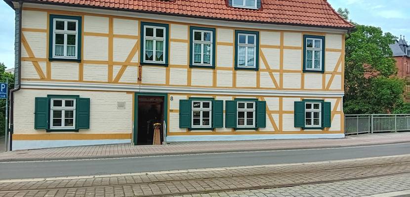 Braunschweiger Straße 8
