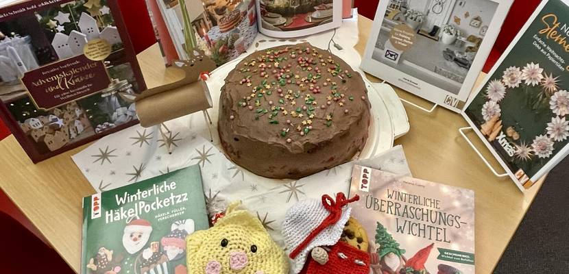 Weihnachtsbastelbücher in die Praxis umgesetzt © Stadtbibliothek "Heinrich Heine" Halberstadt nov 2