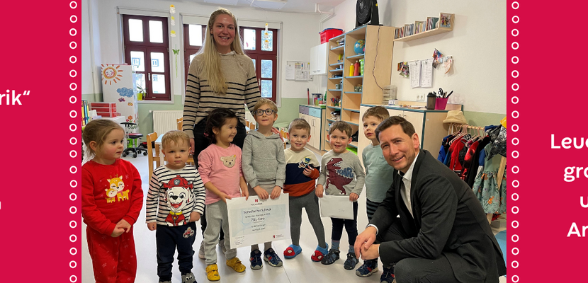 Sternsinger erhalten Spendengeld des Hilariusmahls © Stadt Halberstadt pm slider spenden bergabe hilarius