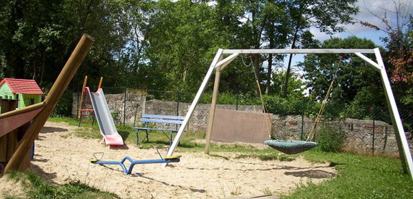 KITA_Kunterbunt_Spielplatz